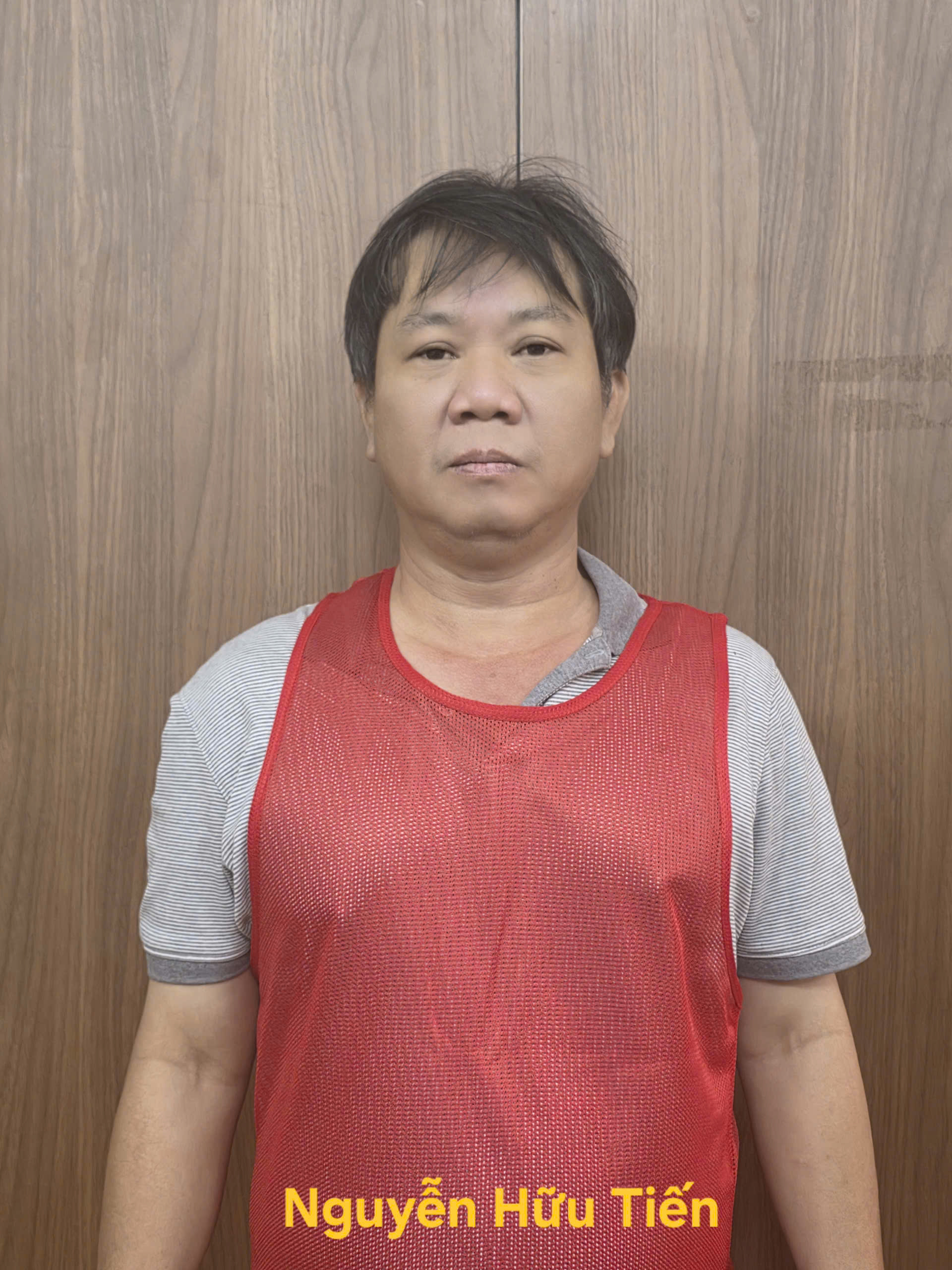 Trưởng Phòng Cảnh sát Hình sự TPHCM chỉ đạo bắt 24 người Trong chuyên án đánh bạc - Ảnh 1. Trưởng Phòng Cảnh sát Hình sự TPHCM chỉ đạo bắt 24 người Trong chuyên án đánh bạc - Ảnh 1.