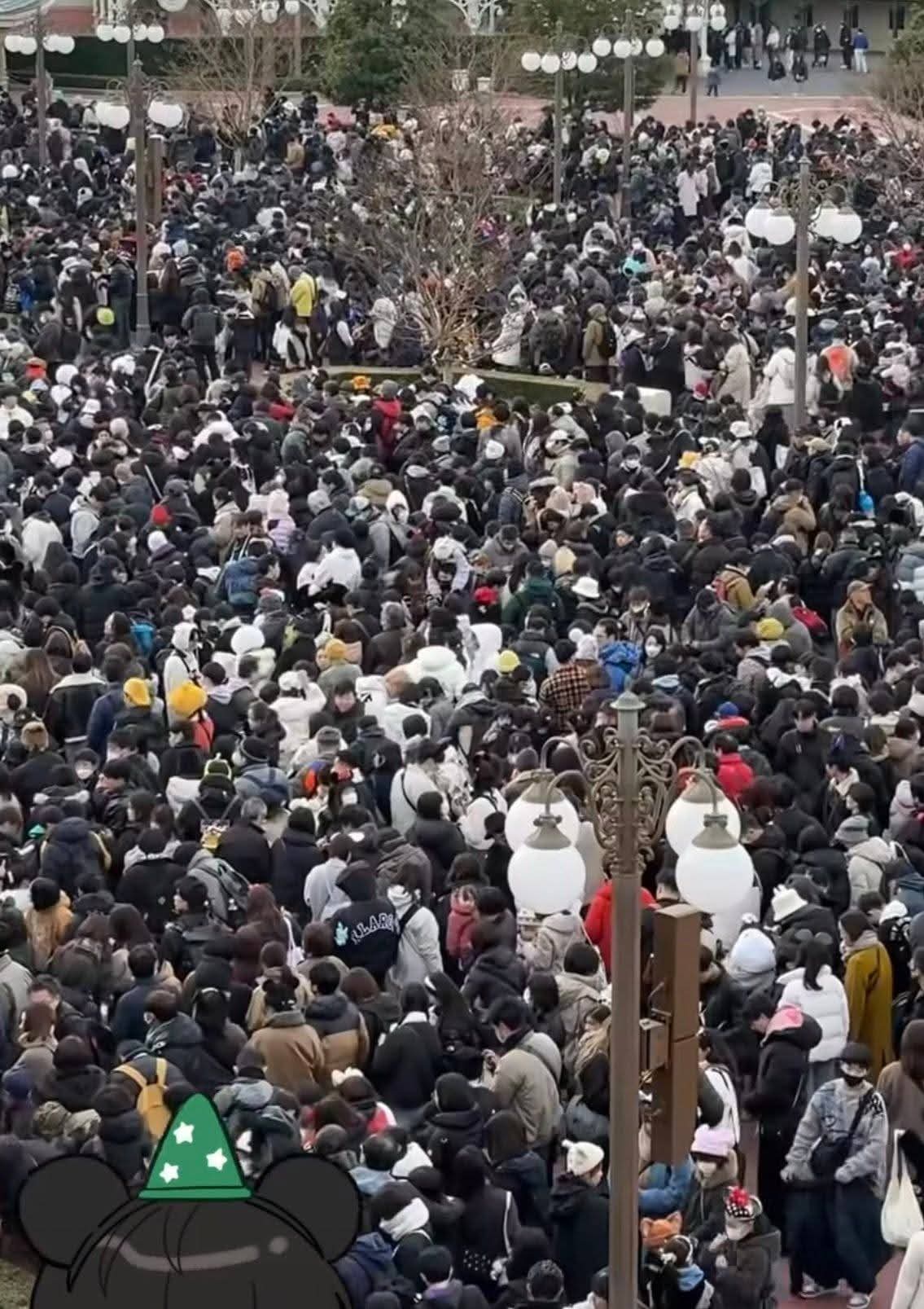 1 điểm du lịch nổi tiếng thất thủ trước biển người ng&agrave;y cuối năm 2025- Ảnh 5.