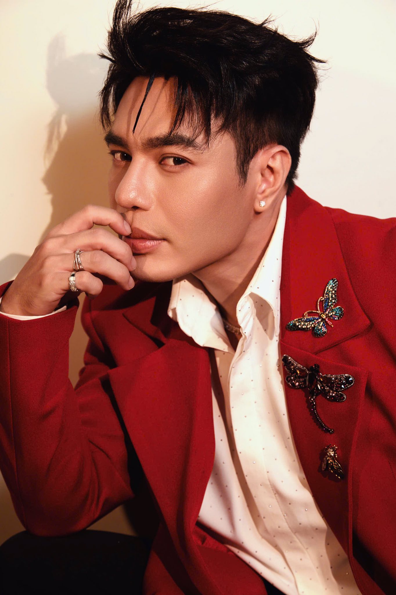 Chốt sổ drama ng&agrave;y cuối 2025: L&ecirc; Dương Bảo L&acirc;m livestream l&agrave;m r&otilde; vụ ồn &agrave;o với Ho&agrave; Minzy ở fan meeting- Ảnh 2.