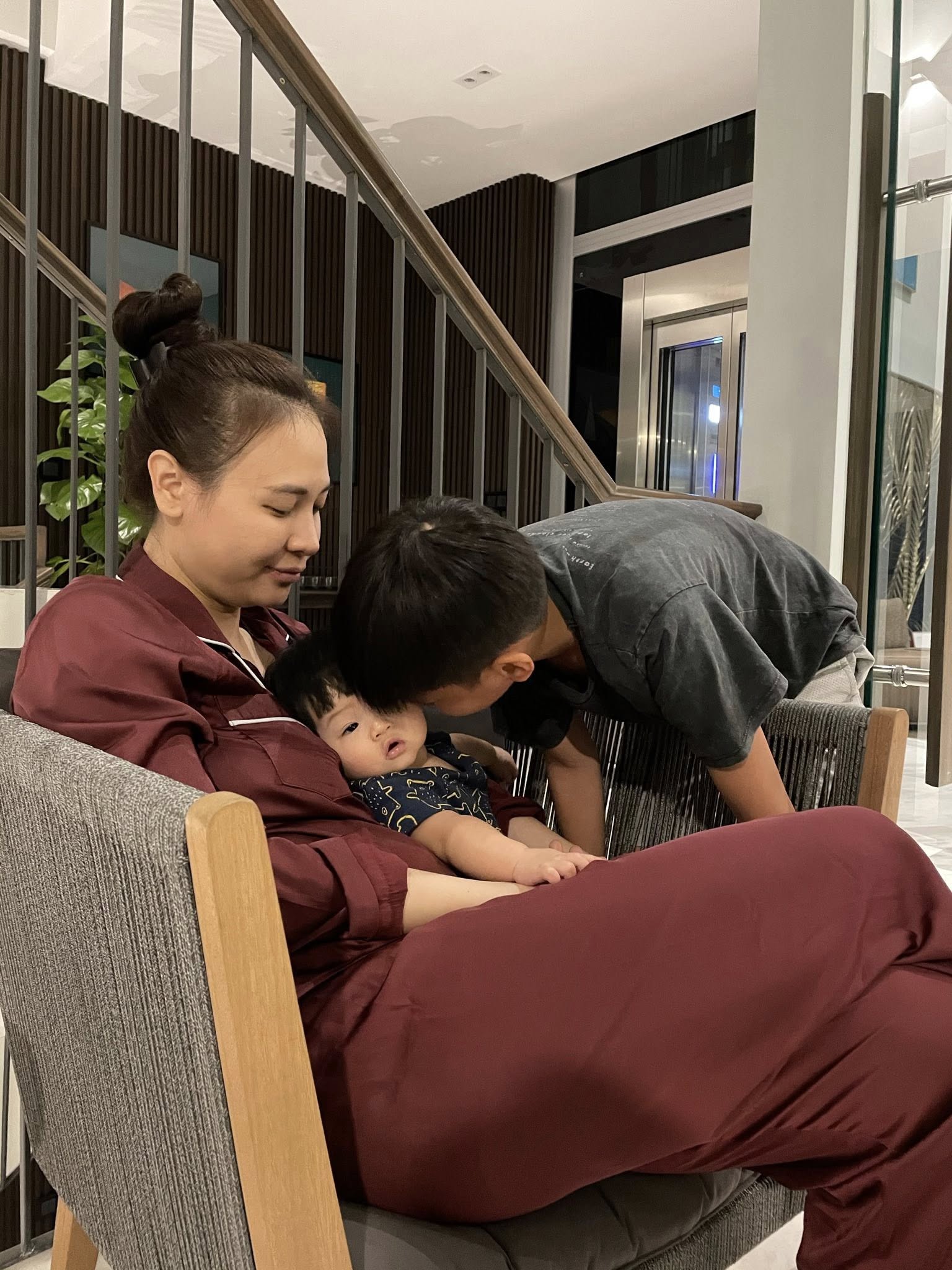 Cường Đô La tung 70 bức ảnh giữ kín bấy lâu, cách Đàm Thu Trang đối xử với Subeo lộ rõ- Ảnh 7.