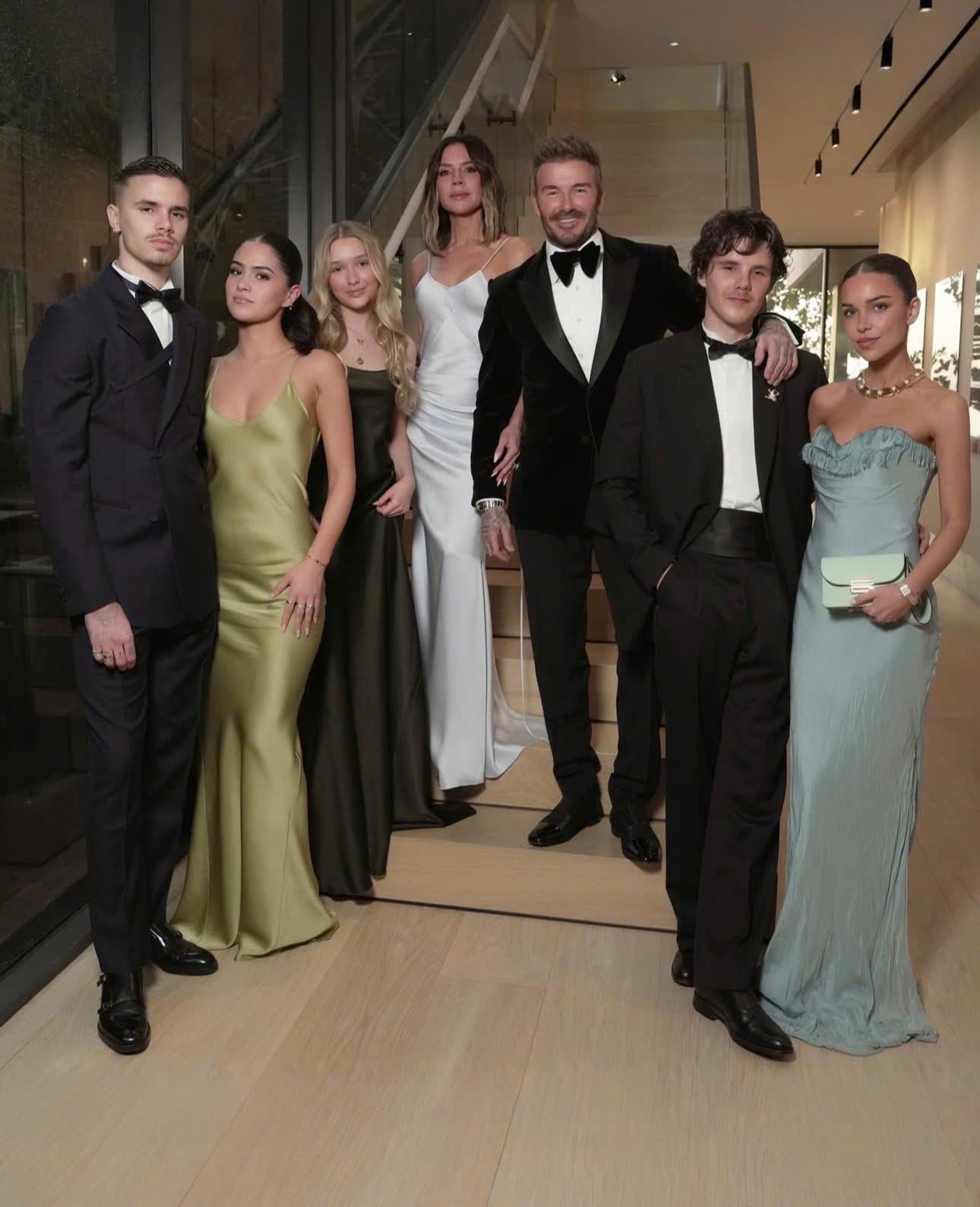 2025 toàn drama nhà Beckham- Ảnh 2. 2025 toàn drama nhà Beckham- Ảnh 2.