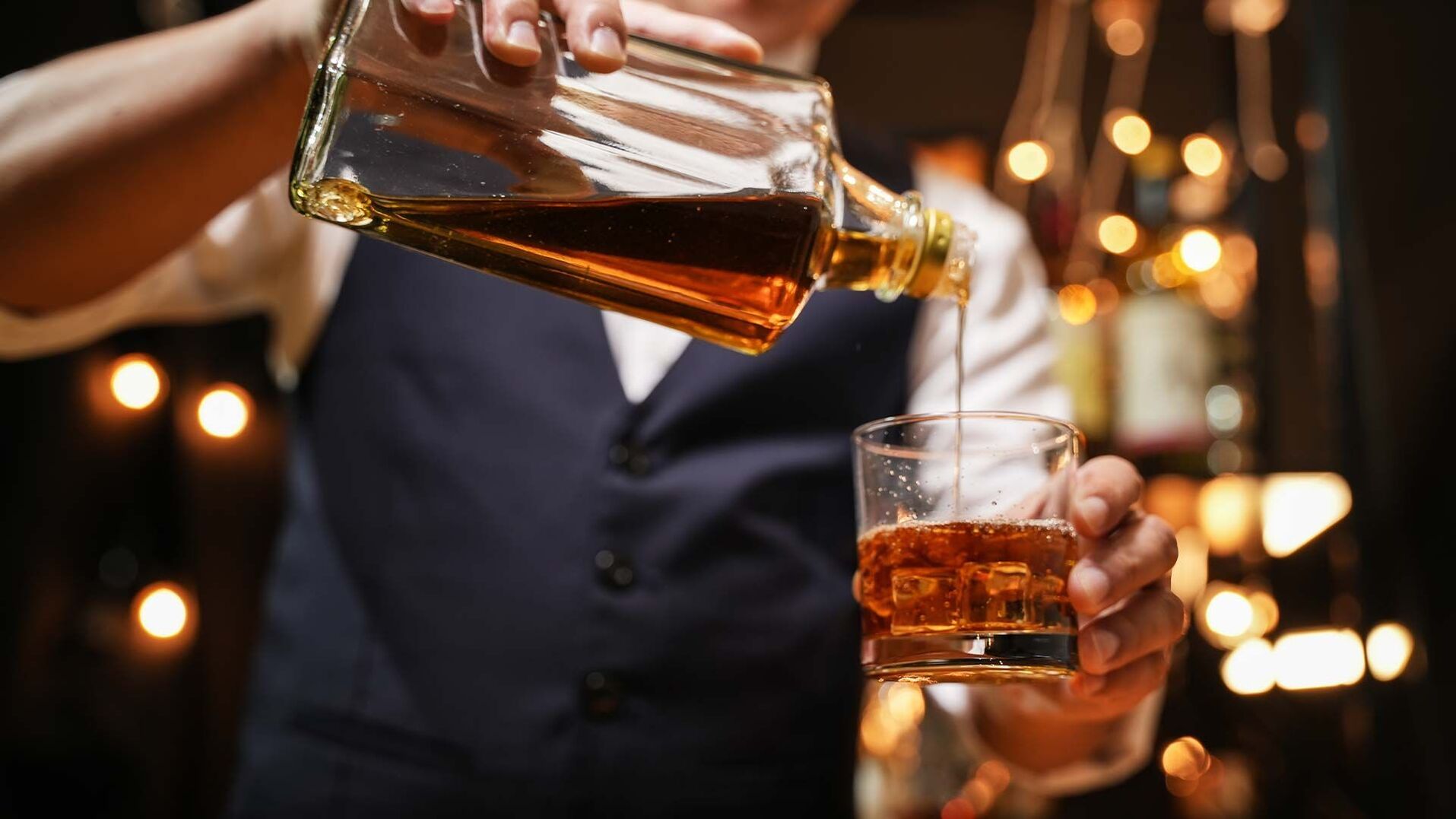 Uống rượu bia xong, tuyệt đối kh&ocirc;ng n&ecirc;n đụng tới loại đồ uống n&agrave;y kẻo say nặng hơn, hại gan - Ảnh 4.