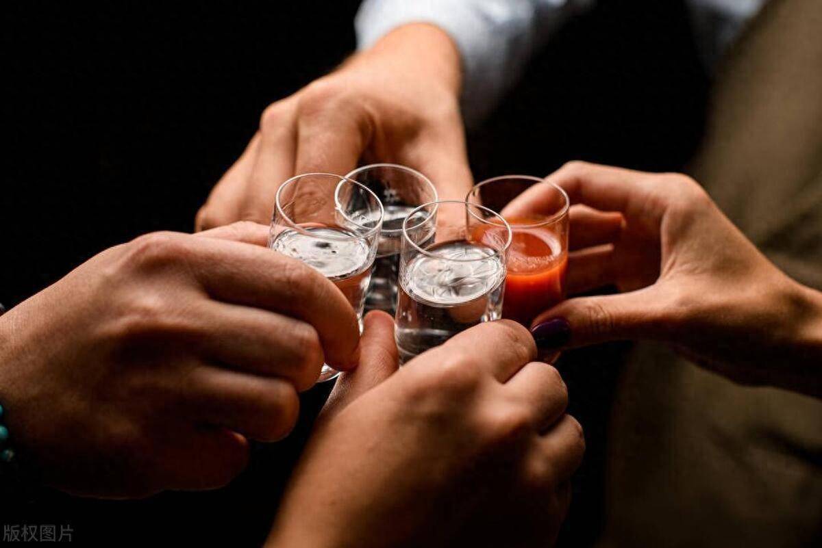 Ngày càng nhiều người chết vì ung thư gan, bác sĩ khuyên: Thà nằm cả ngày còn hơn làm 4 việc này- Ảnh 1.