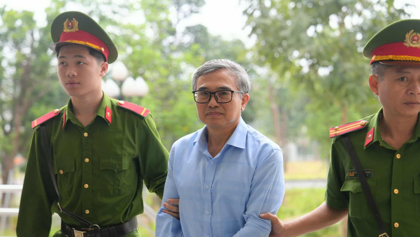 KOL sụp đổ v&agrave; những Đại &aacute;n kinh tế g&acirc;y chấn động năm 2025 - Ảnh 4.