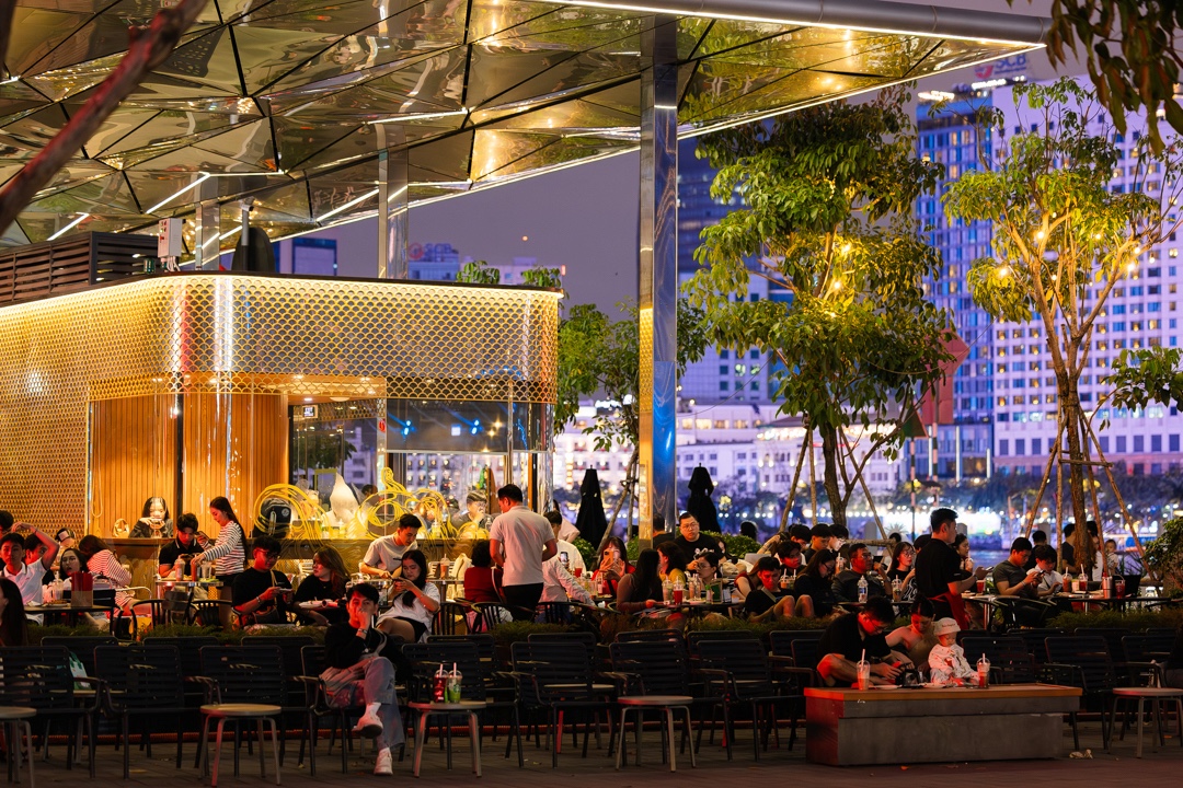 H&igrave;nh ảnh g&acirc;y cho&aacute;ng tại Hồ Gươm d&ugrave; mới 21h ng&agrave;y cuối năm- Ảnh 31.