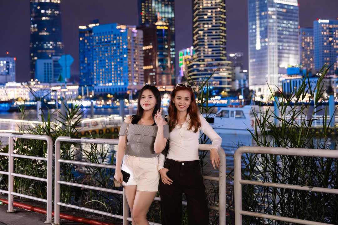 H&igrave;nh ảnh g&acirc;y cho&aacute;ng tại Hồ Gươm d&ugrave; mới 21h ng&agrave;y cuối năm- Ảnh 35.