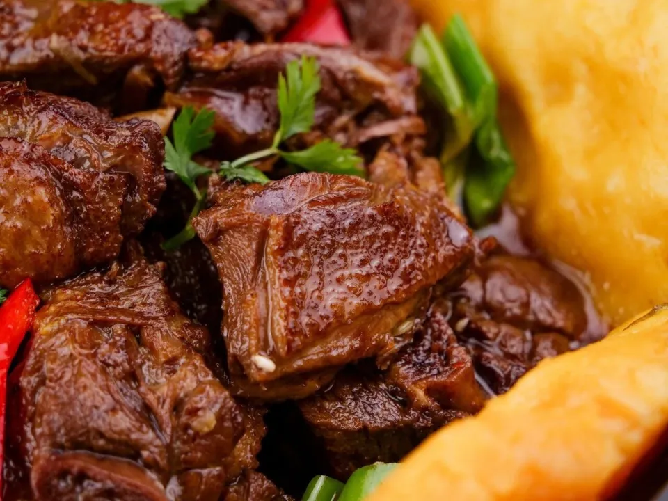 Loại thịt n&agrave;y bị bỏ qu&ecirc;n suốt nhiều năm, gi&agrave;u selen, gi&agrave;u đạm, chất b&eacute;o tốt hơn cả ức g&agrave;, nằm trong top 10 "thịt l&agrave;nh mạnh nhất thế giới"- Ảnh 2.