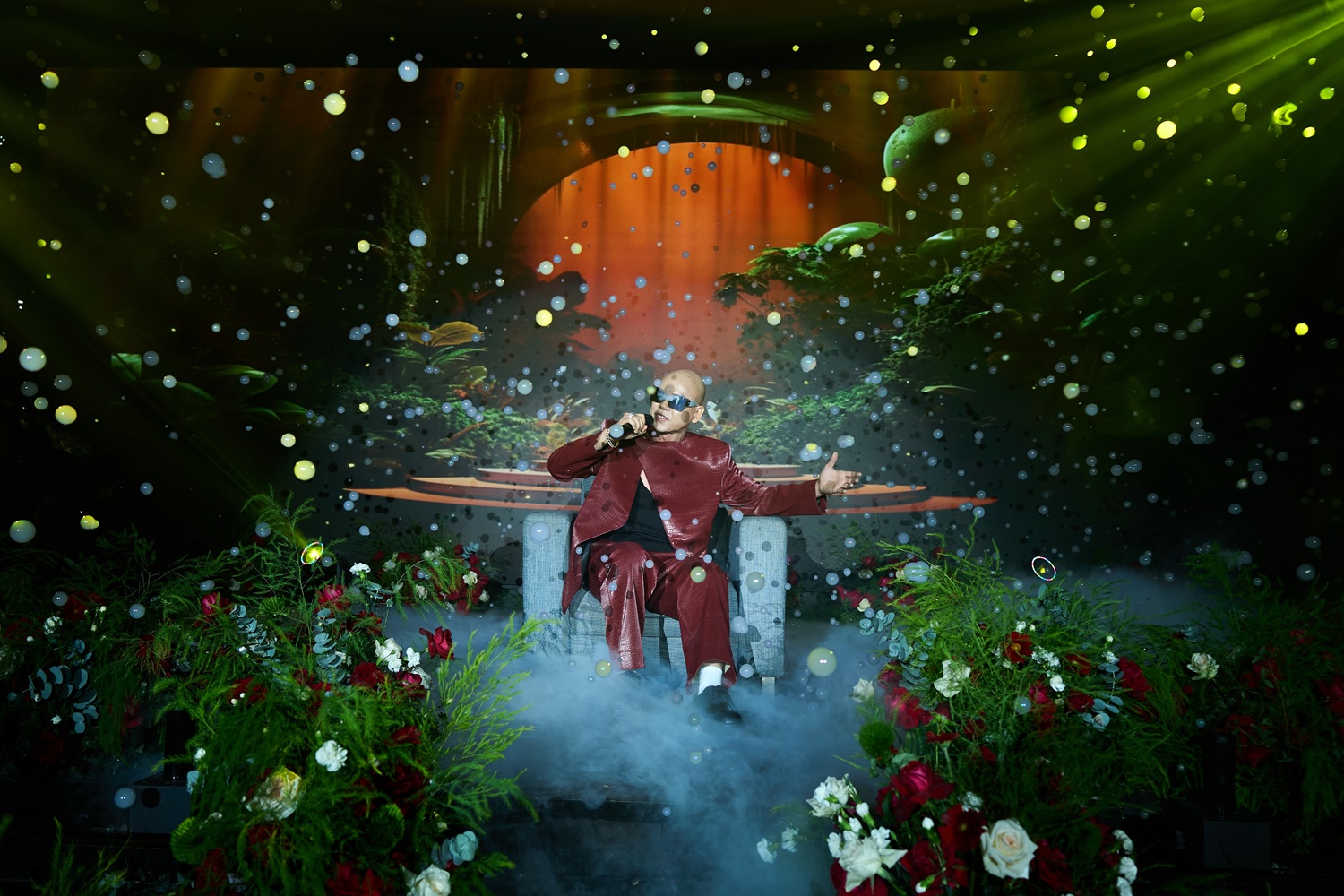 Phan Đinh Tùng tuổi 50: Khẳng định tham vọng trở thành nghệ sĩ toàn cầu- Ảnh 2.