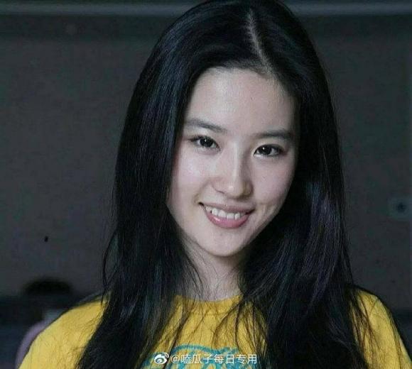 Khoảnh khắc khó tin của Lưu Diệc Phi năm 30 tuổi- Ảnh 12.