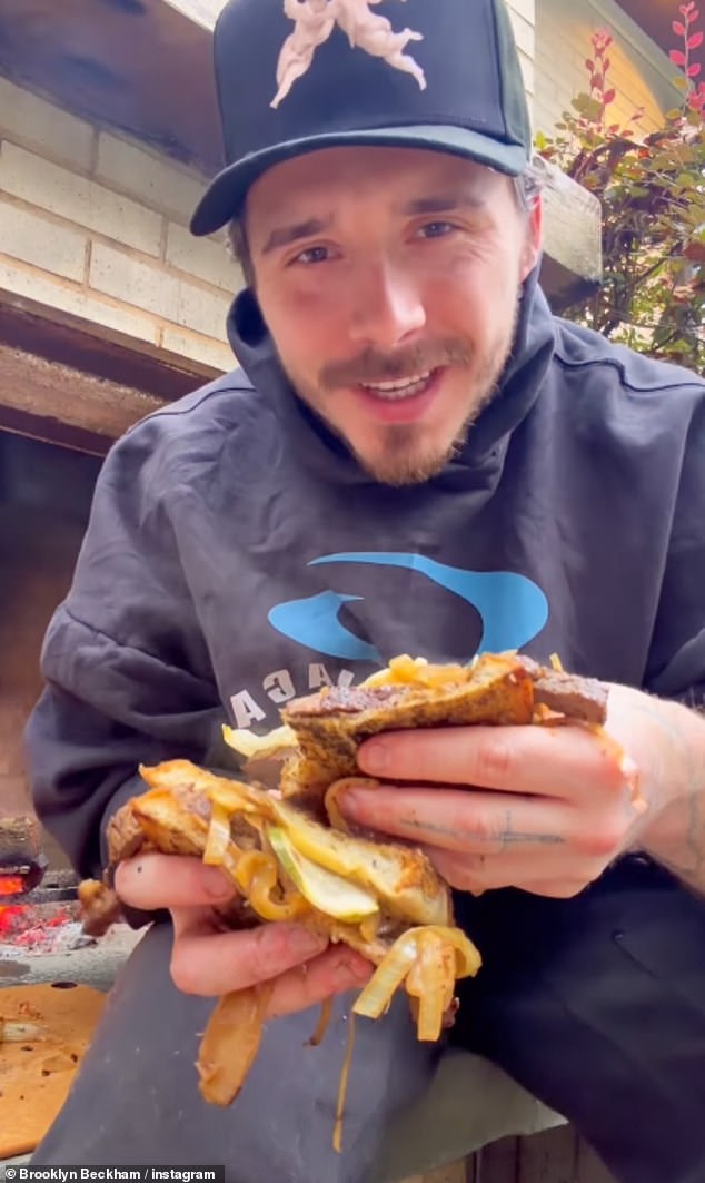 Sau nhiều tháng "chiến tranh lạnh", cậu út nhà Beckham dỗ dành anh cả cỡ này, drama lục đục gia đình sắp được hoá giải? - Ảnh 1. Sau nhiều tháng "chiến tranh lạnh", cậu út nhà Beckham dỗ dành anh cả cỡ này, drama lục đục gia đình sắp được hoá giải? - Ảnh 1.