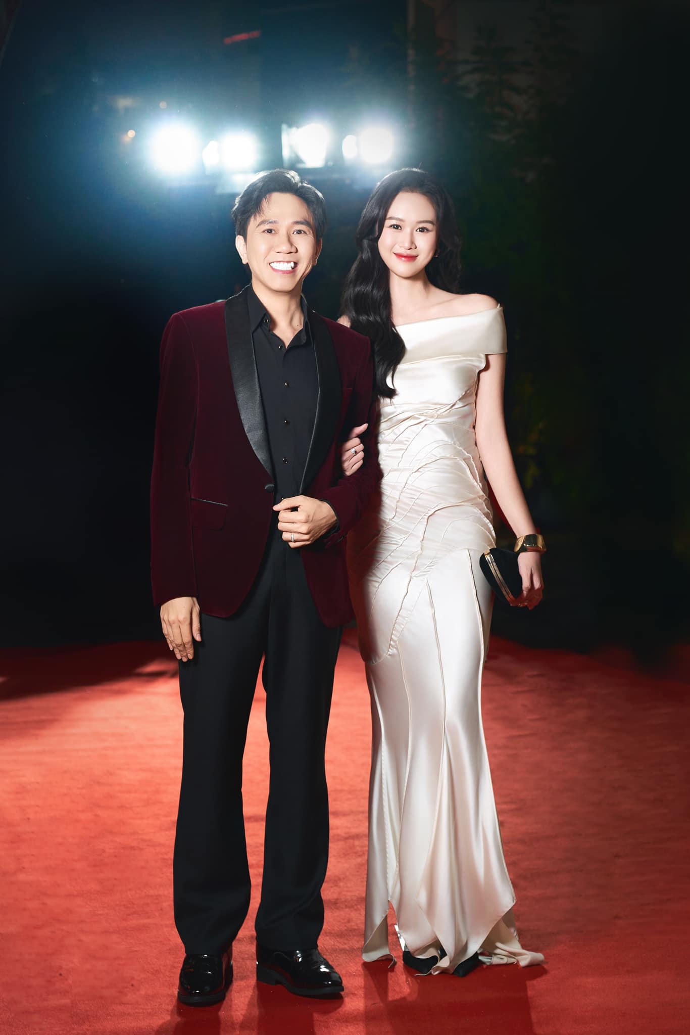 Chuyện gì xảy ra với mặt Anh Đức?- Ảnh 3.