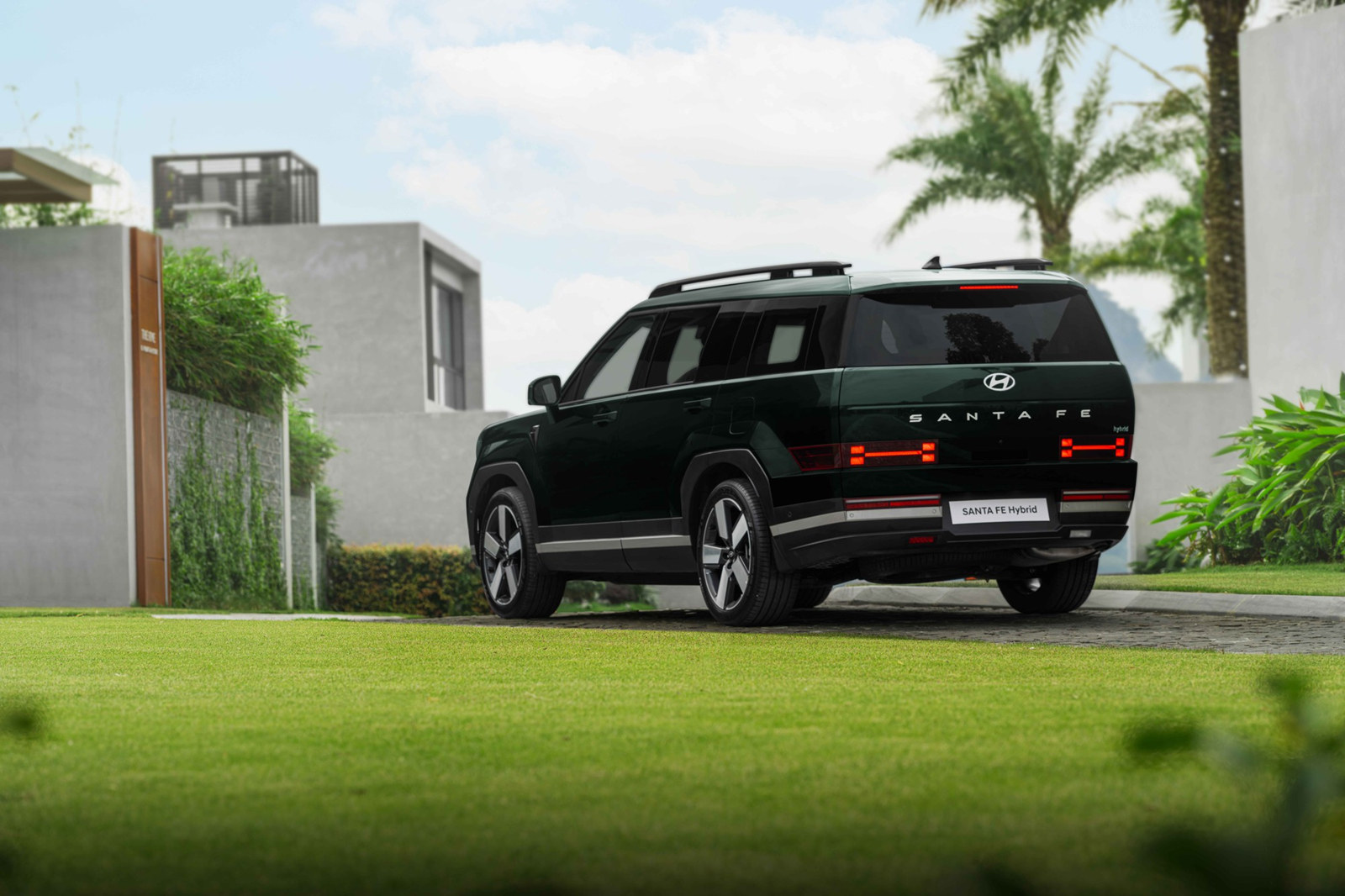 Hyundai Santa Fe bản mới vừa ra mắt Việt Nam, chung hạng Everest mà đi phố ăn ít xăng hơn Vios - Ảnh 4.