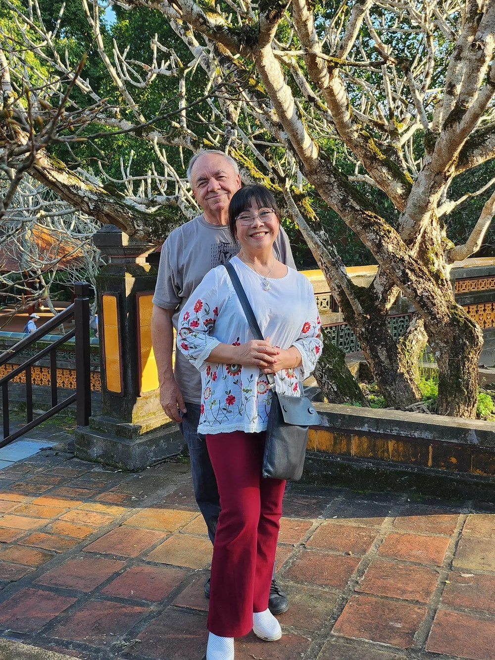 Nữ ca sĩ dùng biệt thự 500 m2 nuôi heo, chó, gà, ngỗng, làm cả sinh nhật cho thú cưng: U70 nhiều bệnh - Ảnh 7. Nữ ca sĩ dùng biệt thự 500 m2 nuôi heo, chó, gà, ngỗng, làm cả sinh nhật cho thú cưng: U70 nhiều bệnh - Ảnh 7.