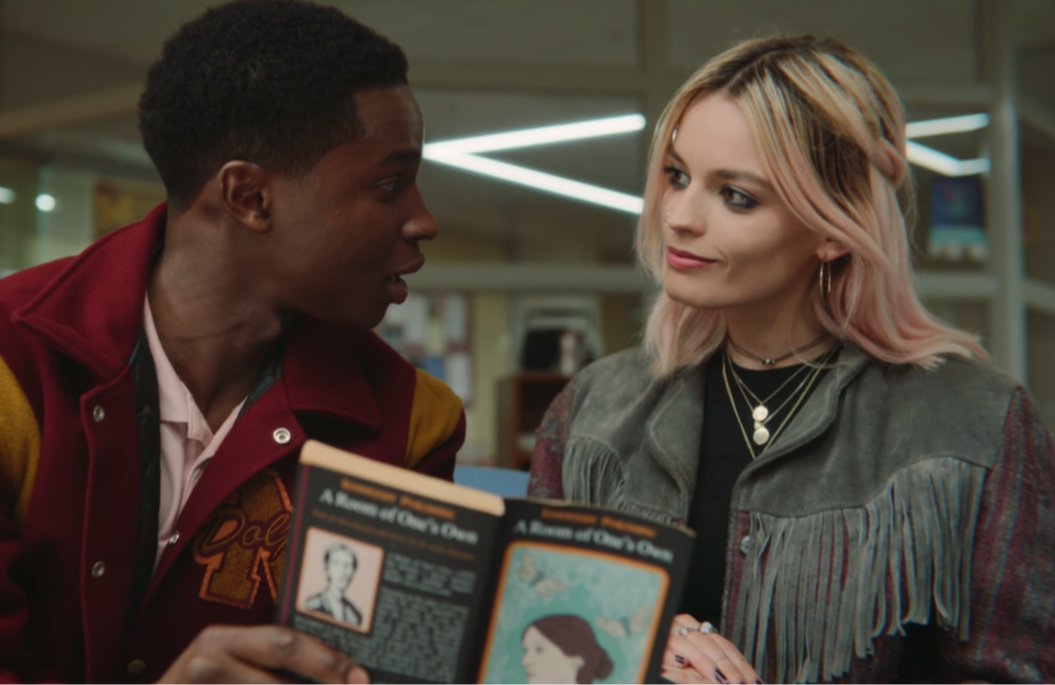 Xem Sex Education, bà mẹ đơn thân như tôi òa khóc: Không muốn đời con rơi vào vũng bùn thì phải thay đổi ngay 3 điều này!- Ảnh 1. Xem Sex Education, bà mẹ đơn thân như tôi òa khóc: Không muốn đời con rơi vào vũng bùn thì phải thay đổi ngay 3 điều này!- Ảnh 1.