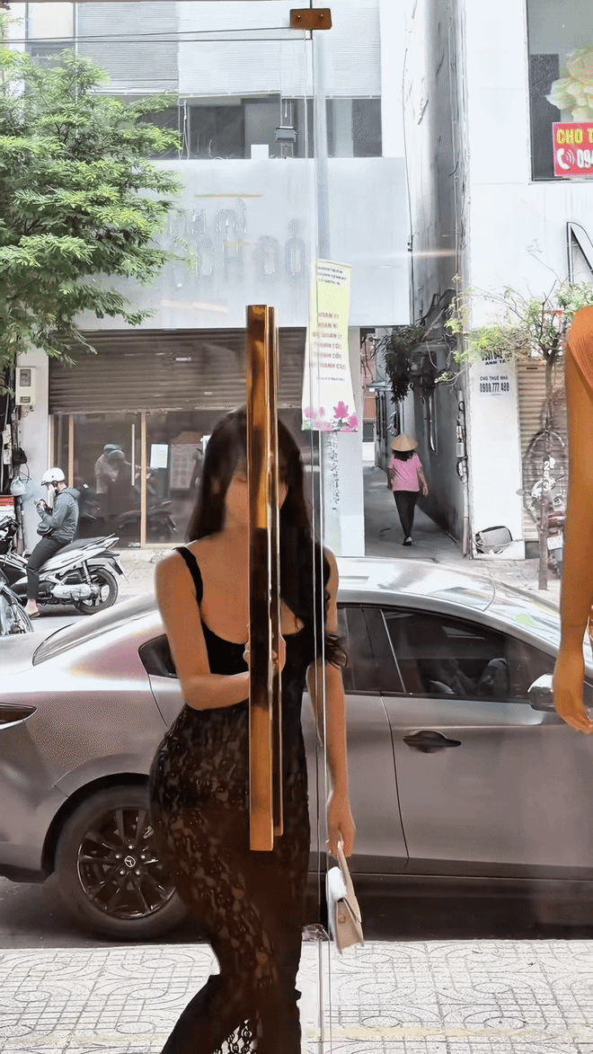 Bạn gái Đức Phạm khổ sở vì tóc bết- Ảnh 1.