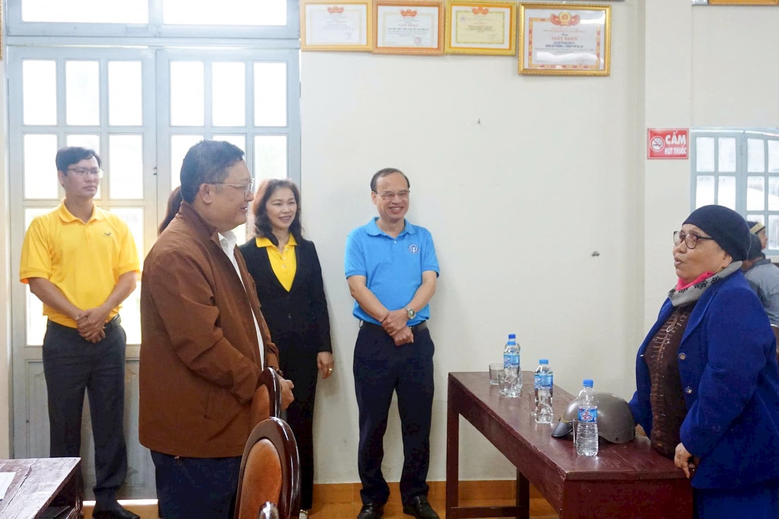 Lương hưu và trợ cấp gộp 3 tháng đến với người dân Đắk Lắk , Gia Lai , khánh hòa , Lâm Đồng - Ảnh 2.