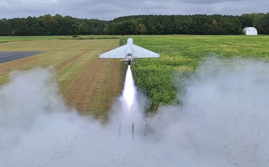 Mỹ triển khai UAV cảm tử LUCAS tại Trung Đông để đối phó Iran và tăng cường sức mạnh - Ảnh 3.