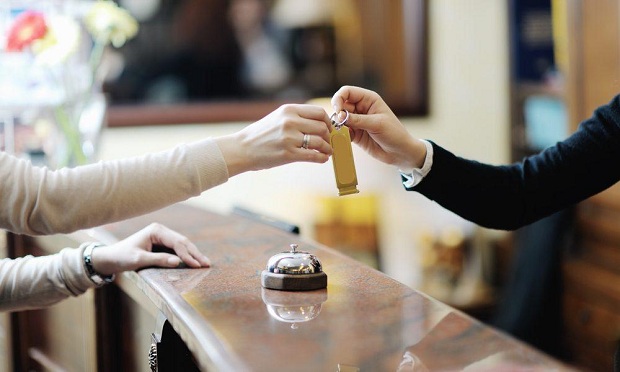 Khách sạn thuộc tập đoàn của tỷ phú Phạm Nhật Vượng ra thông báo nóng tới hàng triệu khách hàng   - Ảnh 6.