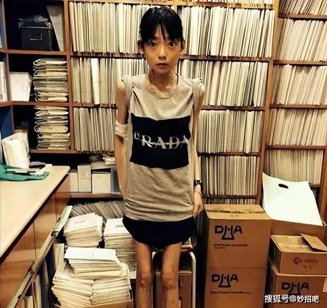 Người mẫu H. "thân tàn" sau 8 năm cưới thiếu gia tập đoàn, tố chồng ngoại tình với một nữ diễn viên - Ảnh 4.