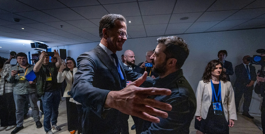 3 đầu cầu của Nga đánh chiếm 4 thành phố ở Donetsk - Ảnh 2.