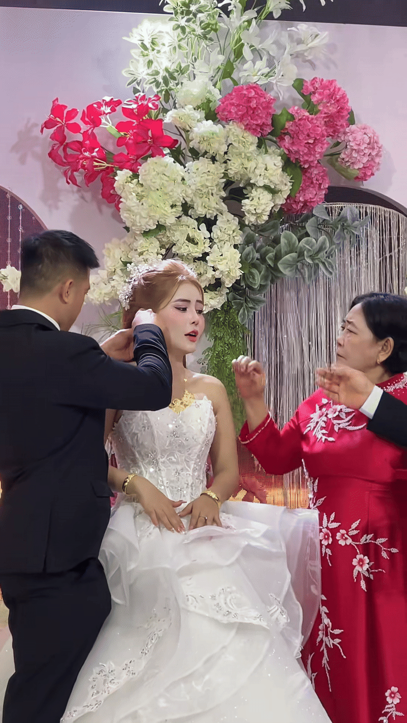 TikToker Công chúa hỗn với mẹ chồng ngay trong đám cưới: Bật khóc nói lý do vẫn gây tranh cãi- Ảnh 1.
