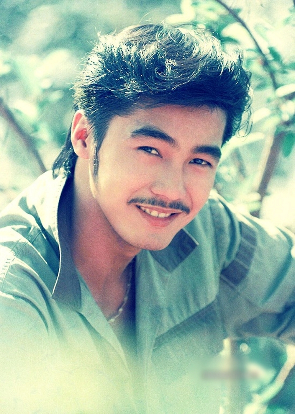 Nam nghệ sĩ đình đám một thời: Ở biệt thự 700m2, U60 vẫn “mong được báo tin lên xe hoa với khán giả” - Ảnh 1.