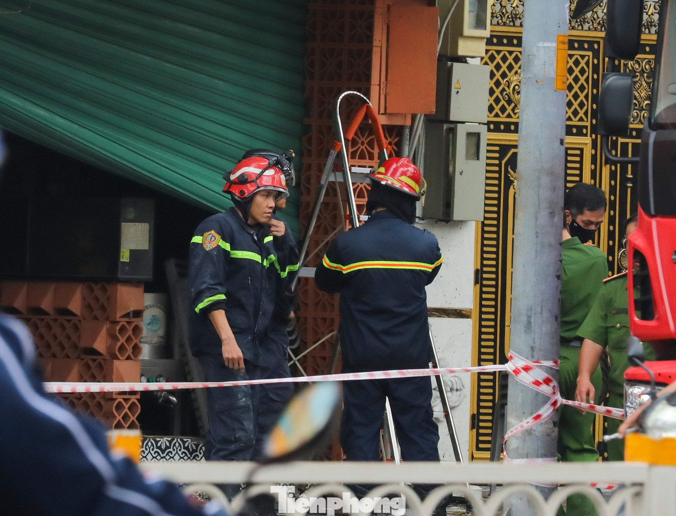 Cháy quán ăn tại TPHCM khiến 4 người chết: Thảm kịch rạng sáng 5 / 12 - Ảnh 9.