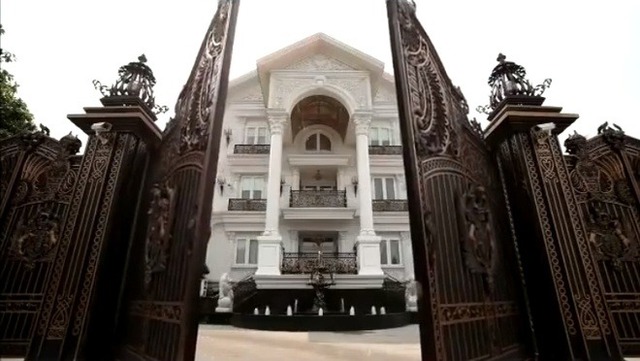 Nữ diễn viên Việt duy nhất được lên phóng sự Hàn Quốc về cuộc sống giới siêu giàu Việt Nam- Ảnh 4.