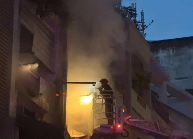 2 cô gái kể về quyết định nhảy từ cửa sổ tầng 3 xuống đất chỉ sau một câu nói - Ảnh 4.