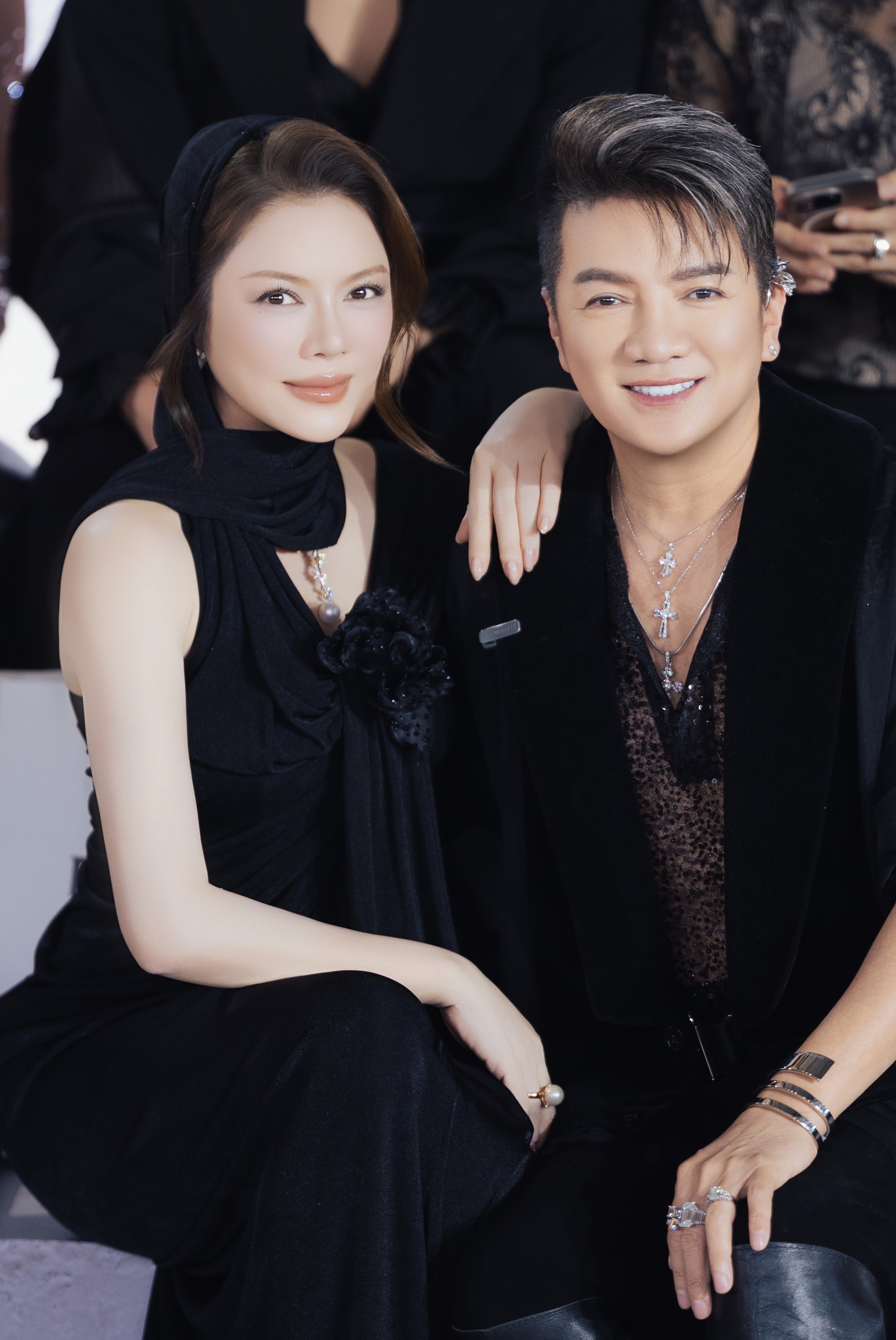 Lý Nhã Kỳ đeo kim cương tiền tỷ hội ngộ Đàm Vĩnh Hưng- Ảnh 2.