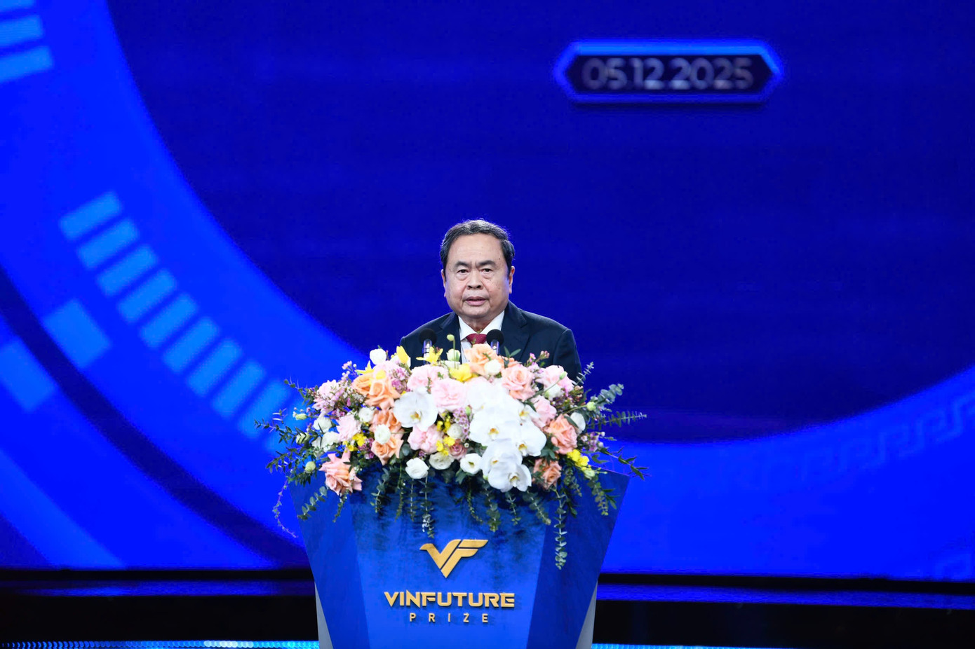 Man 1764980793569 1764980793852852466009