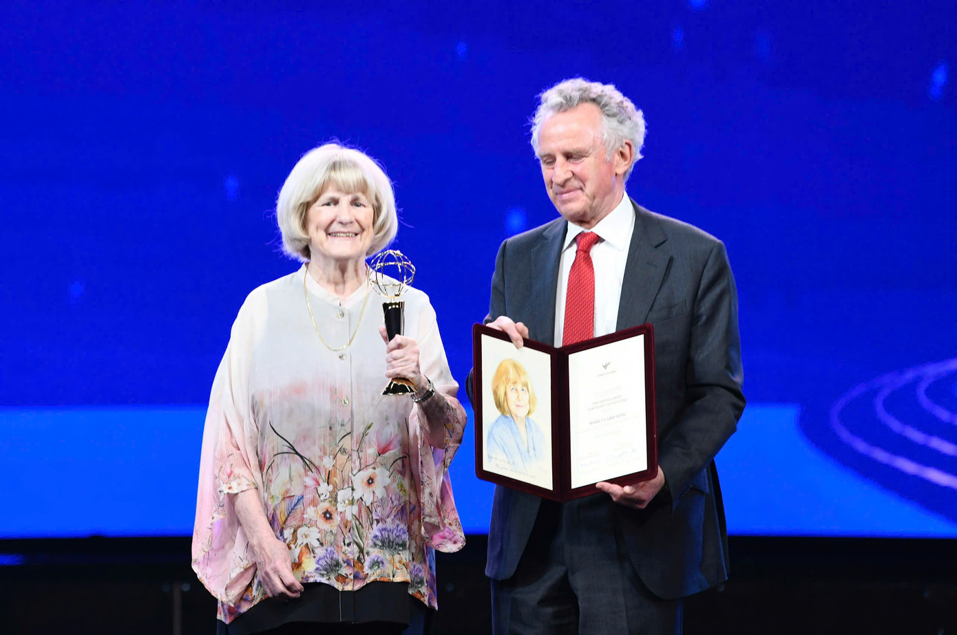 Nu 1764980791455 1764980791789353747032