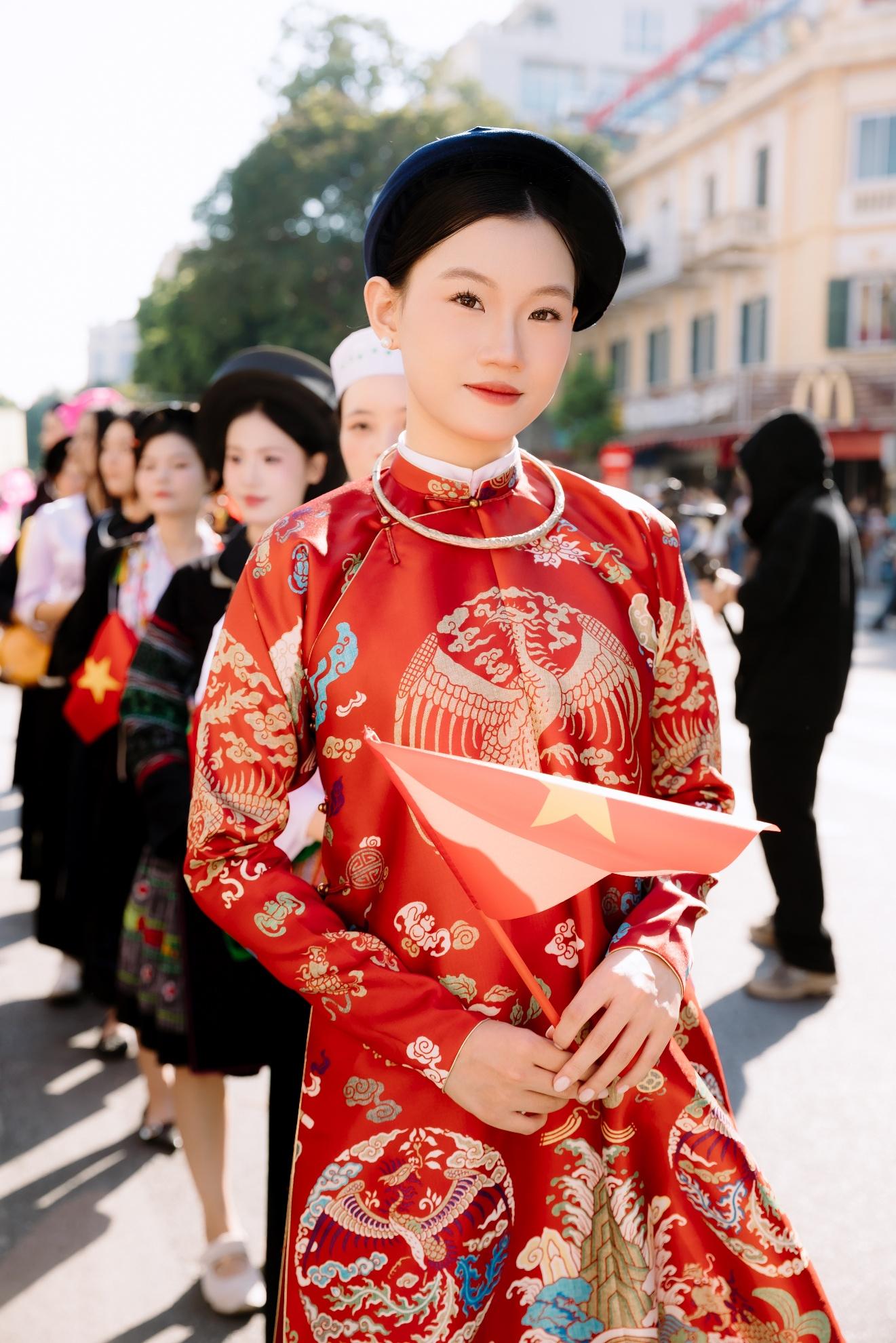 Giới trẻ “lên đồ” rần rần: Sự kiện văn hóa nào của Bảo Tín Mạnh Hải đang gây sốt? - Ảnh 4.