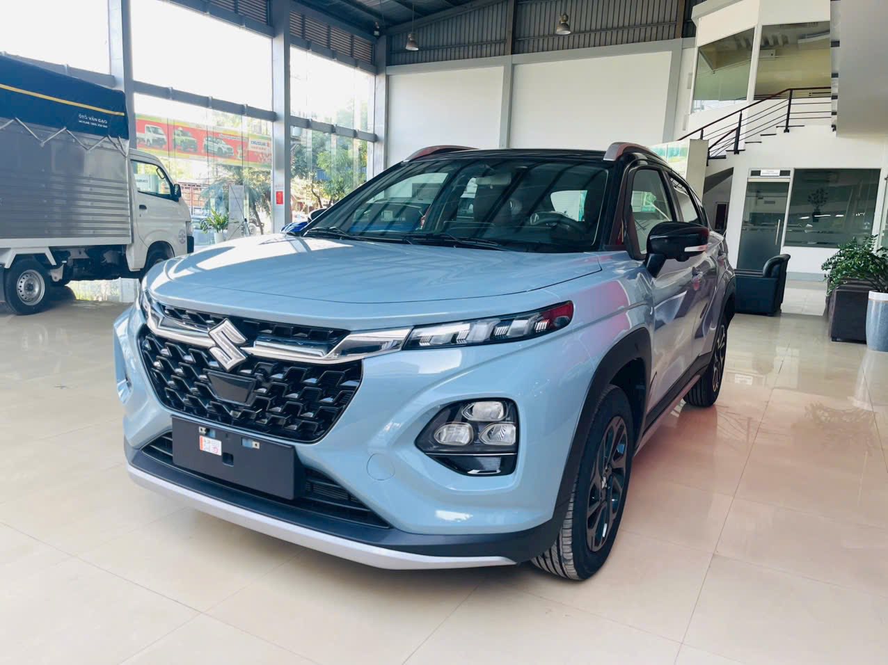 Suzuki Fronx tiếp tục giảm giá: Nhiều nhất đến 60 triệu đồng, giá thực tế còn thấp hơn Raize, Sonet, Venue- Ảnh 2. Suzuki Fronx tiếp tục giảm giá: Nhiều nhất đến 60 triệu đồng, giá thực tế còn thấp hơn Raize, Sonet, Venue- Ảnh 2.