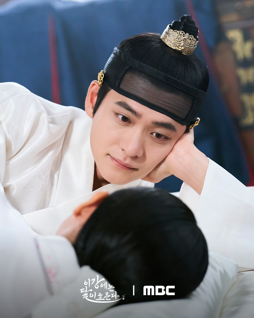 Phim cổ trang có cảnh nóng cháy nhất 2025 đây rồi, ngắm visual nam nữ chính mà thức đến sáng- Ảnh 6. Phim cổ trang có cảnh nóng cháy nhất 2025 đây rồi, ngắm visual nam nữ chính mà thức đến sáng- Ảnh 6.