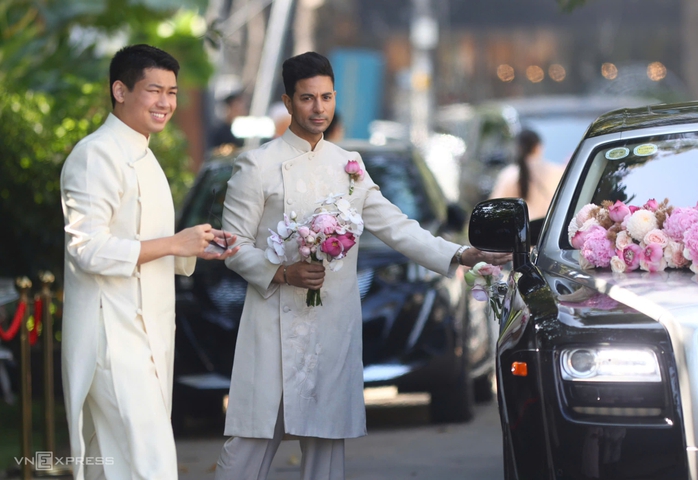 Có gì ở đám cưới con gái tỉ phú kiểm soát mạng lưới bán lẻ tại Việt Nam, Tiên Nguyễn - Ảnh 1.