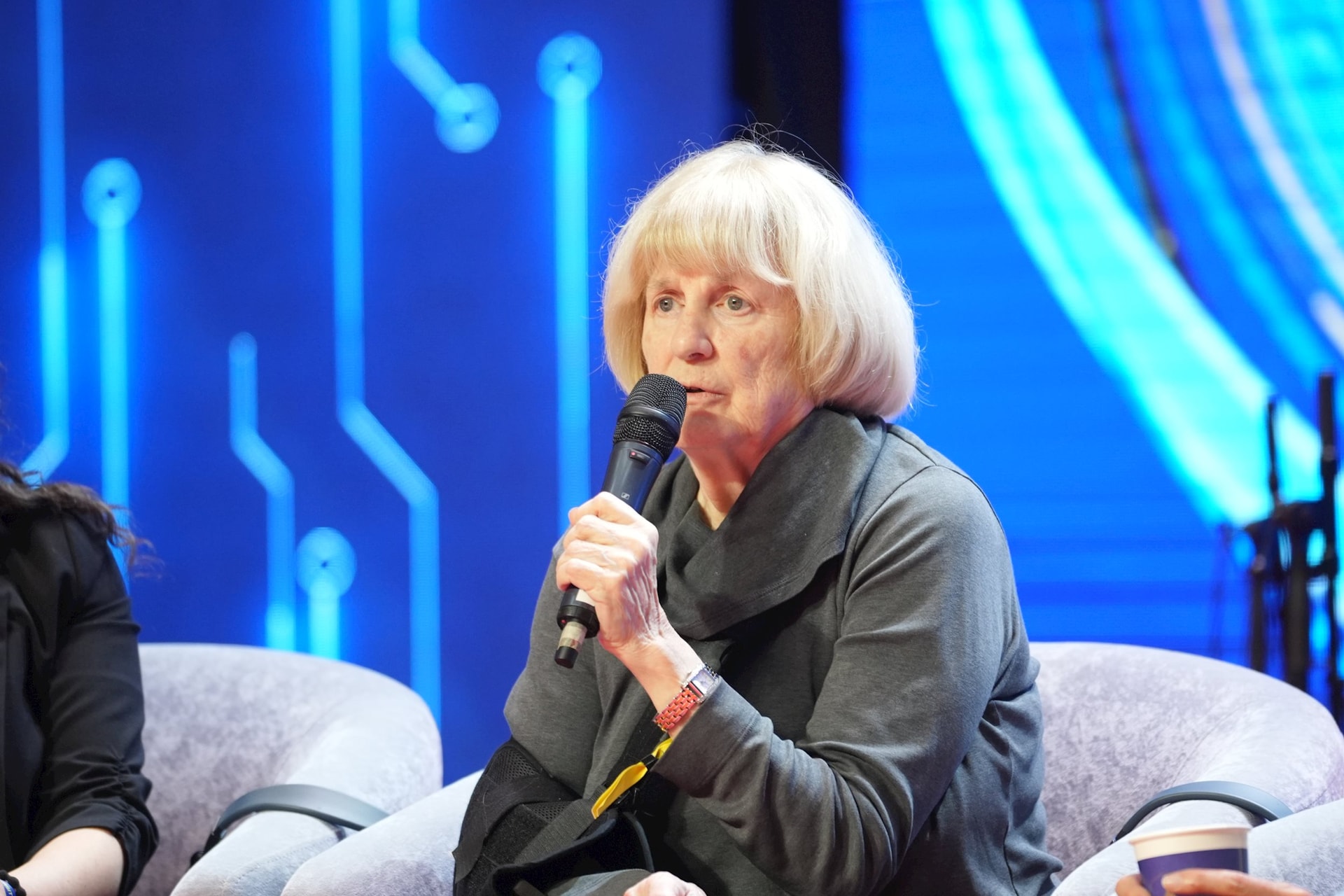 GS thắng giải Đặc biệt của tỷ phú Phạm Nhật Vượng: "Mỗi khi tôi có 1 ý tưởng, đều có người nói là vô lý" - Ảnh 2.