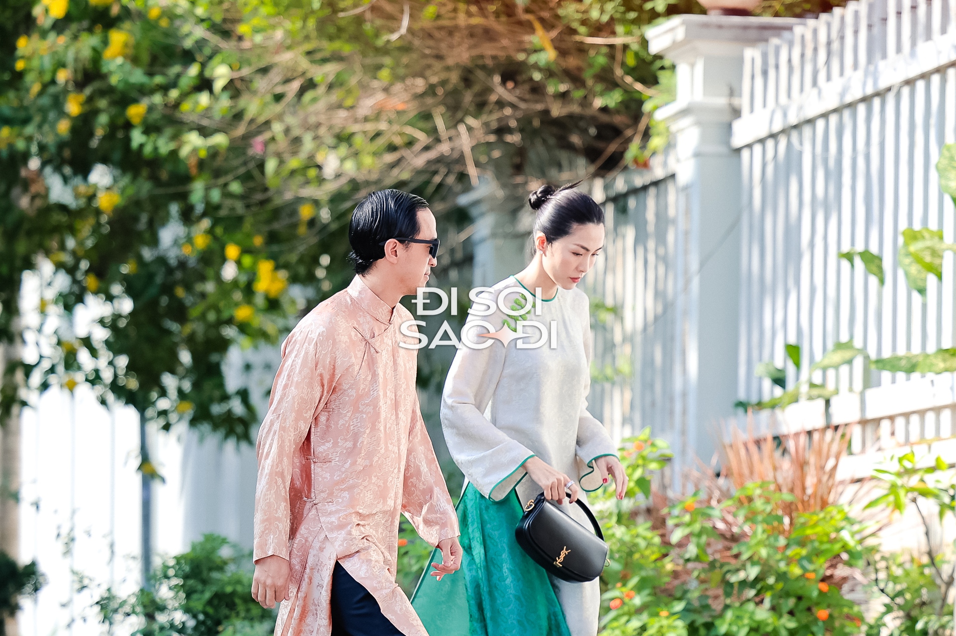 Đám cưới Tiên Nguyễn: Hà Tăng và chồng tay trong tay, phu nhân Thuỷ Tiên diện áo dài tất bật- Ảnh 3. Đám cưới Tiên Nguyễn: Hà Tăng và chồng tay trong tay, phu nhân Thuỷ Tiên diện áo dài tất bật- Ảnh 3.