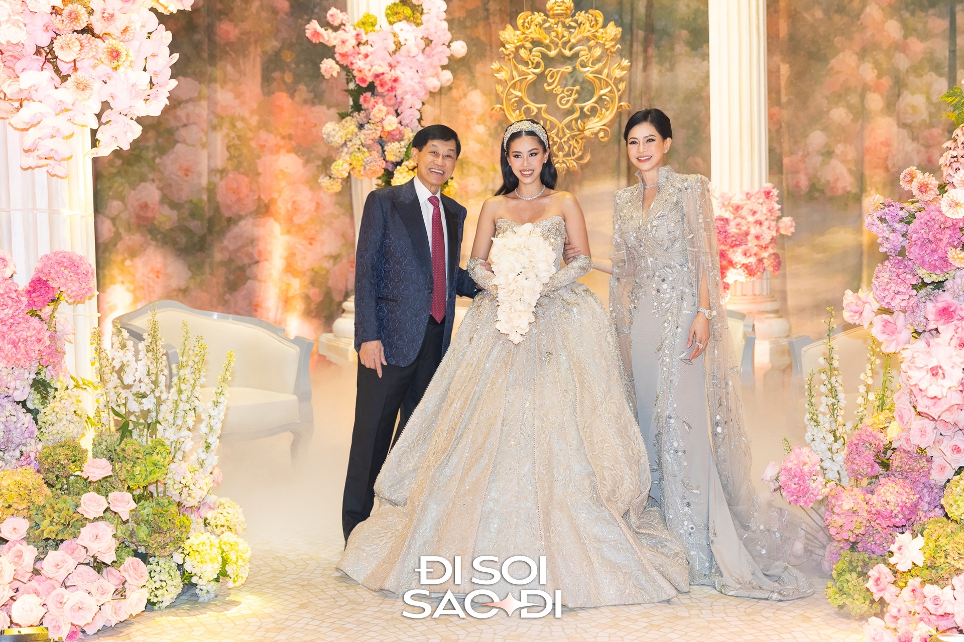 Lễ cưới của Tiên Nguyễn và chồng gốc Dubai: Hà Tăng xinh như "nữ thần", dàn sao cực khủng đang đổ bộ- Ảnh 6. Lễ cưới của Tiên Nguyễn và chồng gốc Dubai: Hà Tăng xinh như "nữ thần", dàn sao cực khủng đang đổ bộ- Ảnh 6.