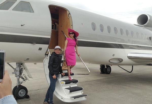 Nhan sắc ca sĩ giàu nhất Việt Nam, sở hữu 35 nghìn tỷ, đi phi cơ riêng, biệt thự có cả nhà hát Opera - Ảnh 6.