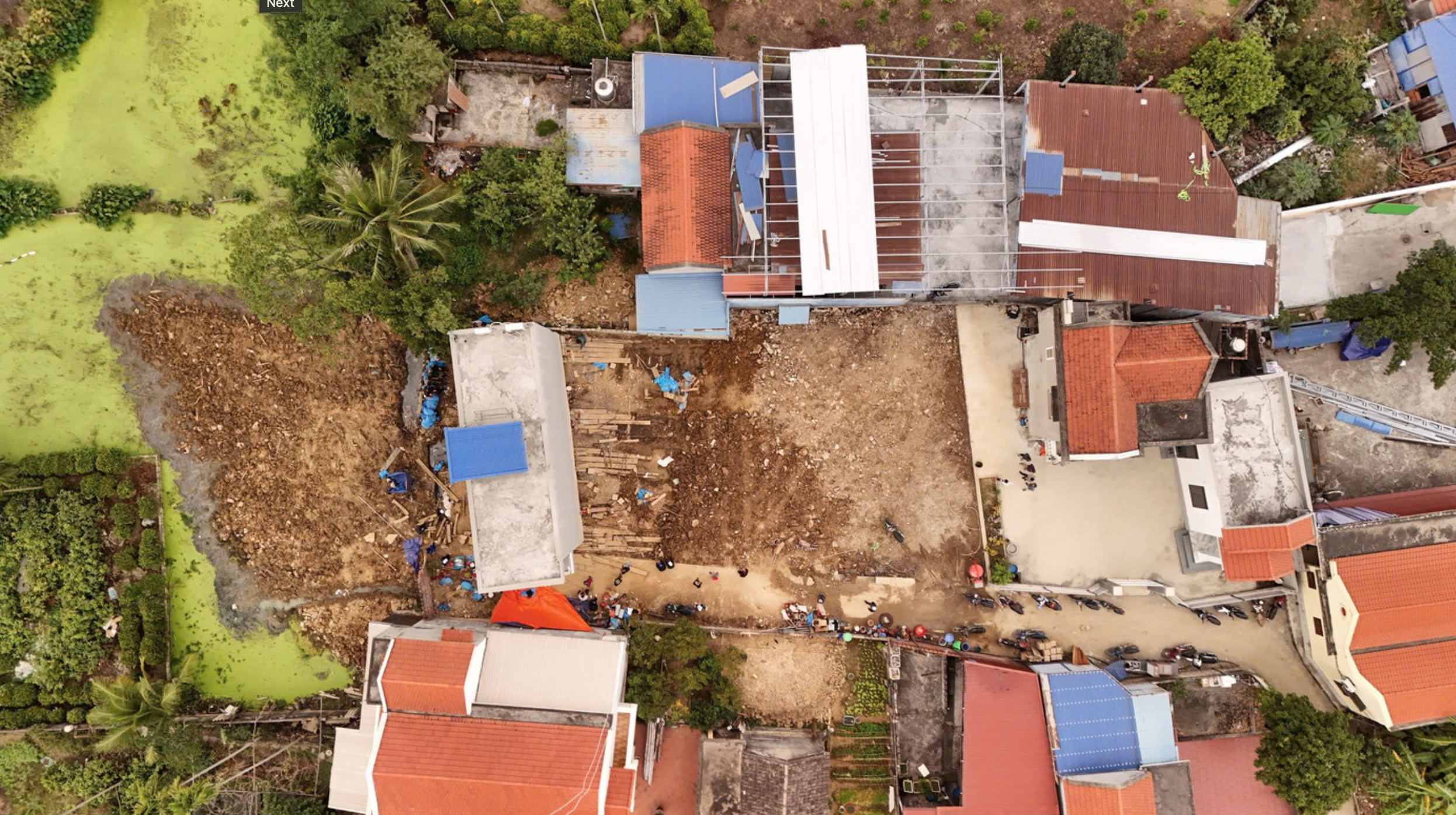 Hình ảnh ngôi nhà xây nhầm ở Hải Phòng được "thần đèn" di chuyển về đúng chỗ, chủ nhà dọn vào ở - Ảnh 1.