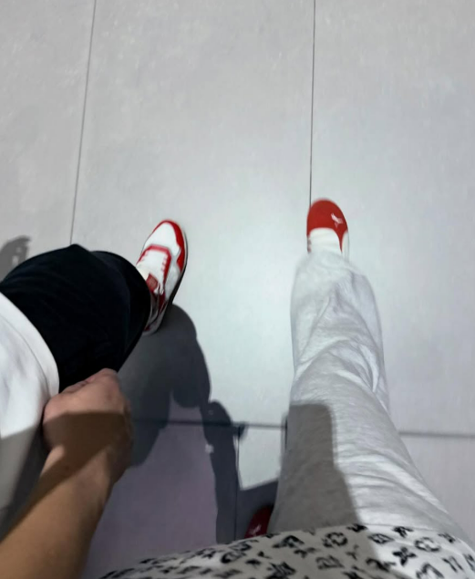 Vũ Thúy Quỳnh và thiếu gia Đức Phạm "mất hút" sau khi công khai tình cảm - Ảnh 2. Vũ Thúy Quỳnh và thiếu gia Đức Phạm "mất hút" sau khi công khai tình cảm - Ảnh 2.