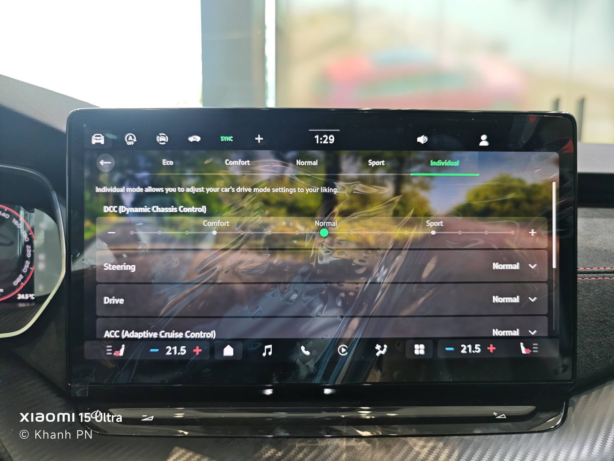 Cận cảnh Skoda Octavia vRS tại đại lý: Giá tạm tính 1,5 tỷ đồng, cạnh tranh VW Golf R bằng động cơ 265 mã lực, có thể ra mắt ngay tháng này - Ảnh 9.