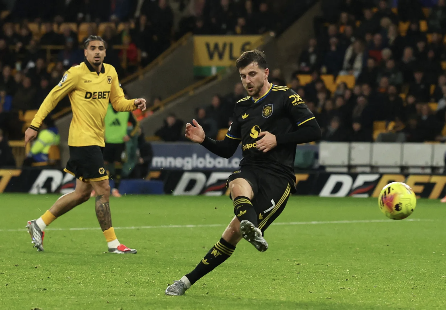 Bruno Fernandes lập cú đúp, Man United thắng tưng bừng tại Molineux - Ảnh 6.