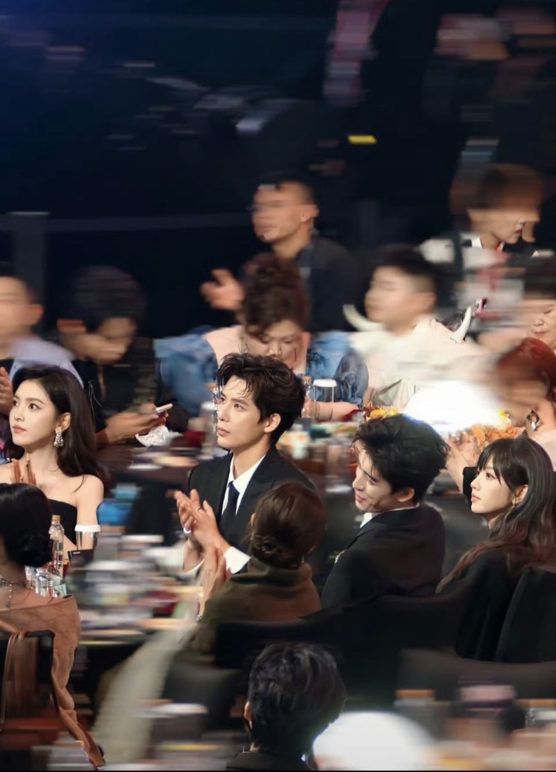 - Ảnh 2. - Ảnh 2.