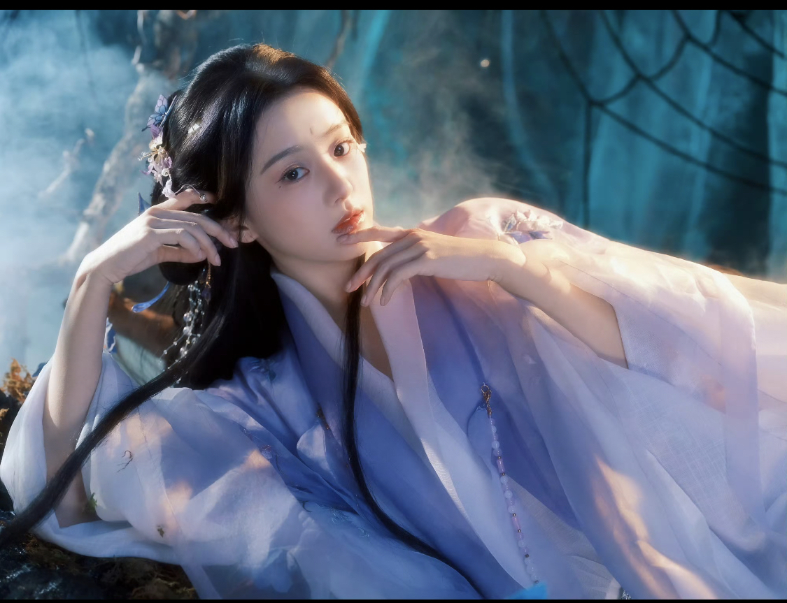 - Ảnh 4. - Ảnh 4.