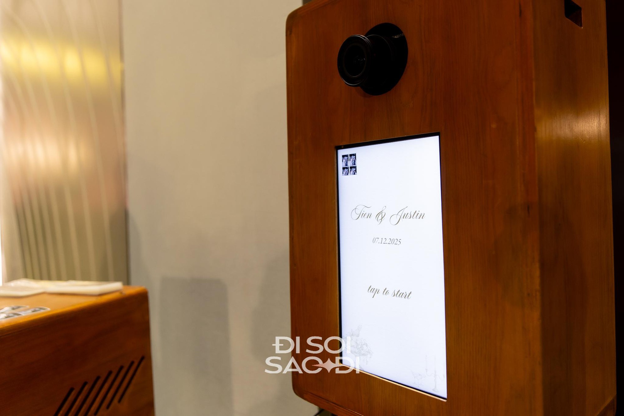 Đến chịu Tiên Nguyễn: Đám cưới concept kiến trúc Phục Hưng nhưng phục vụ gắp thú bông và chụp photobooth- Ảnh 13. Đến chịu Tiên Nguyễn: Đám cưới concept kiến trúc Phục Hưng nhưng phục vụ gắp thú bông và chụp photobooth- Ảnh 13.