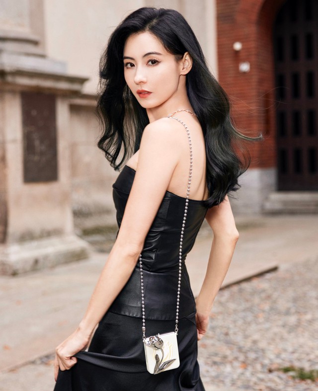 Trương Bá Chi thừa nhận mắc bệnh lạ, sống phụ thuộc vào người quản lý  - Ảnh 3.