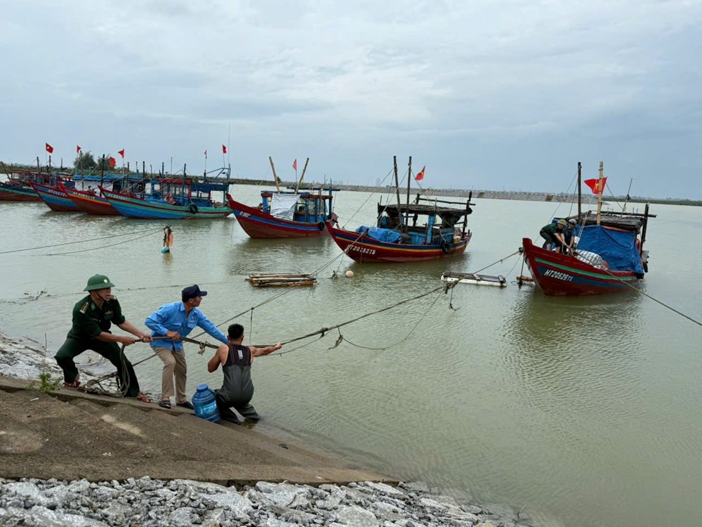 Hà Tĩnh tìm thấy thi thể bé trai bị mất tích sau một ngày tìm kiếm - Ảnh 1.