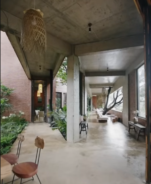 Tiết kiệm 10 năm để xây nhà cho bố mẹ, đào xong cái móng đã cạn tiền vì 1 sai lầm- Ảnh 3.